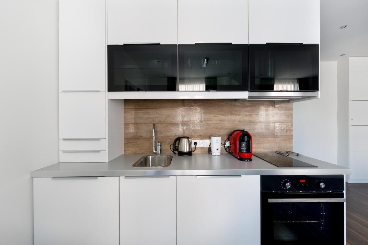 Budapest Central Square 2 Bedrooms Suite - Michaelides Voeroesmarty Square Residences Ngoại thất bức ảnh